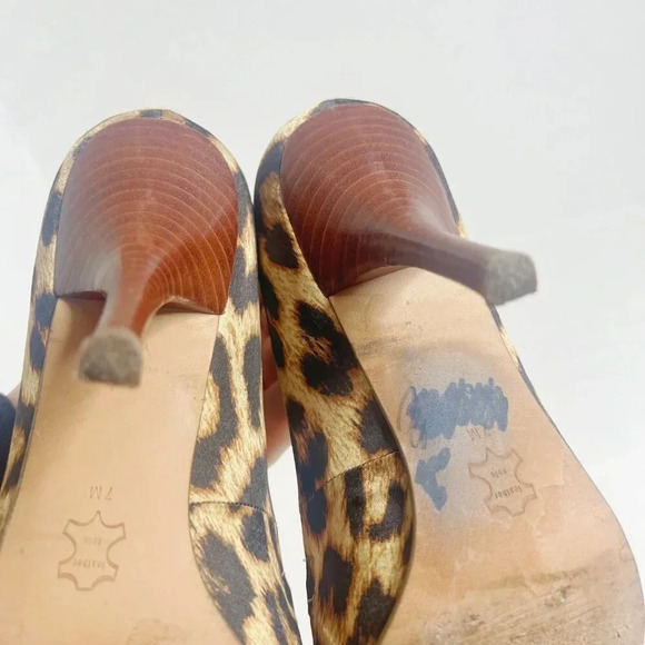 Guess Leopard Print Satin Pumps Black Bows Pointed Toe Heels Women's Size 7 - Picture 9 of 10